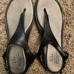 Life stride memory foam sandals size 9